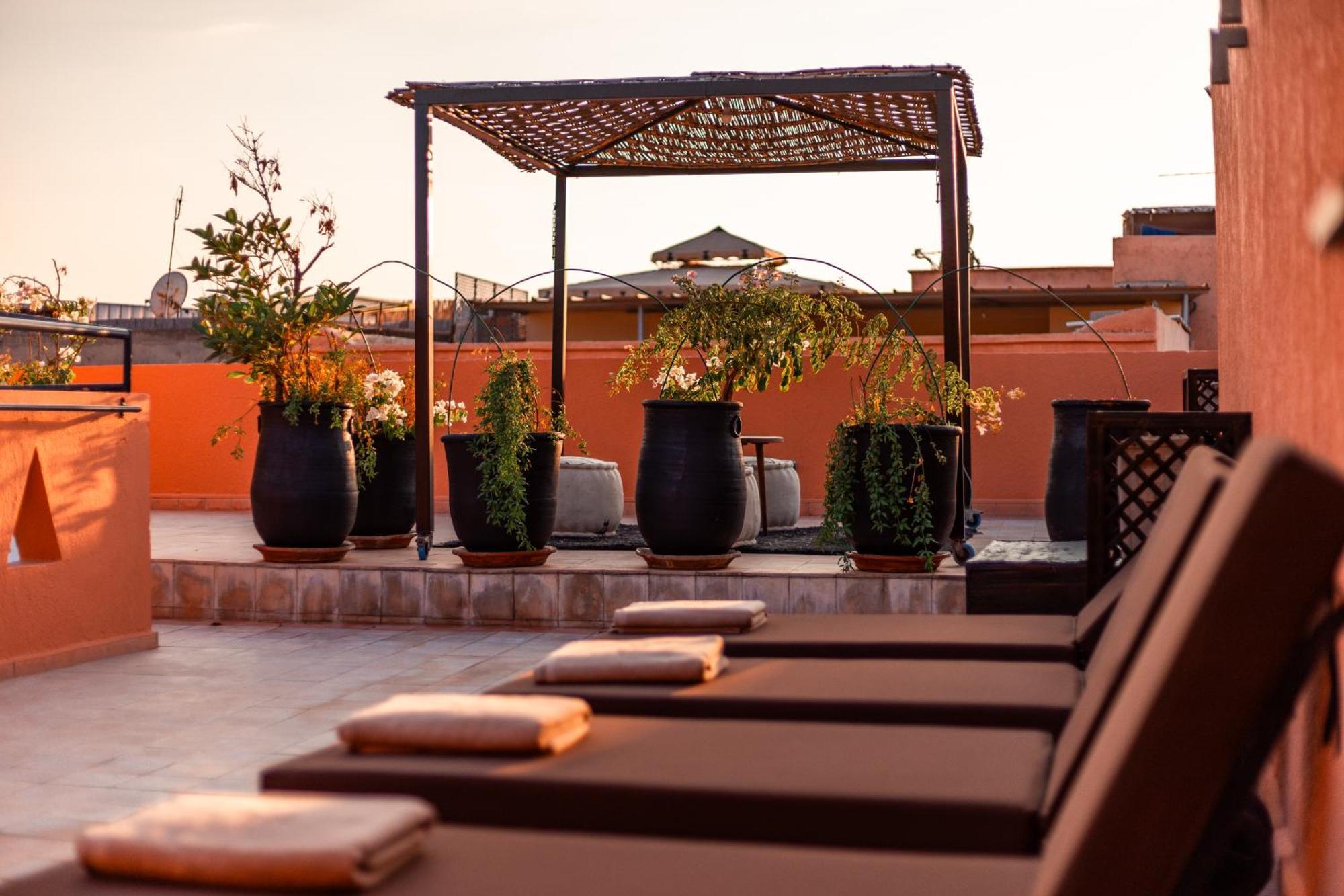 Riad L'Ecole Marrakesh Exterior photo